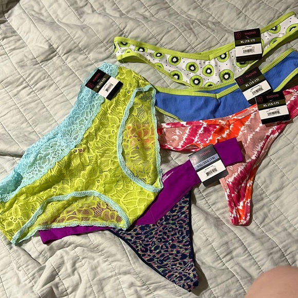 5 NWT XL (15-17) thongs & lace brief - Picture 1 of 4